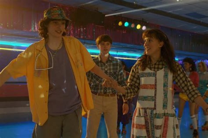 Millie Bobby Brown Gets Real About Noah Schnapp’s ‘Stranger Things’ Bowl Cut (and Finn Wolfhard’s Kissing Skills)